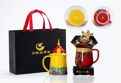 故宮龍鳳茶杯廠家直銷,景德鎮(zhèn)文化創(chuàng)意禮品定做廠家